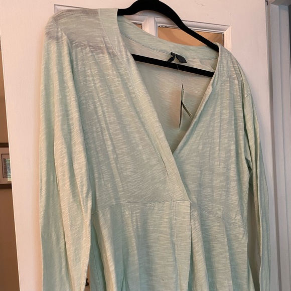 Left of Center new with tags top - Picture 1 of 3